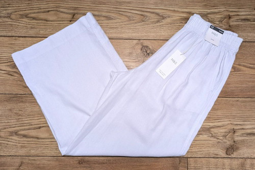 White linen rich - rich, wide